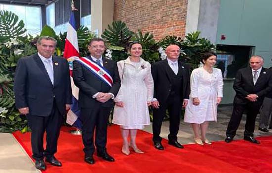 أخنوش يمثل جلالة الملك في حفل تنصيب رئيس كوستاريكا الجديد - الحدث بريس