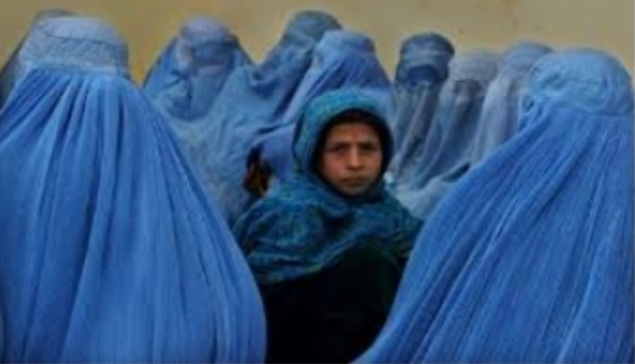 أفغانستان.. حركة طالبان تشدد القيود على حرية المرأة